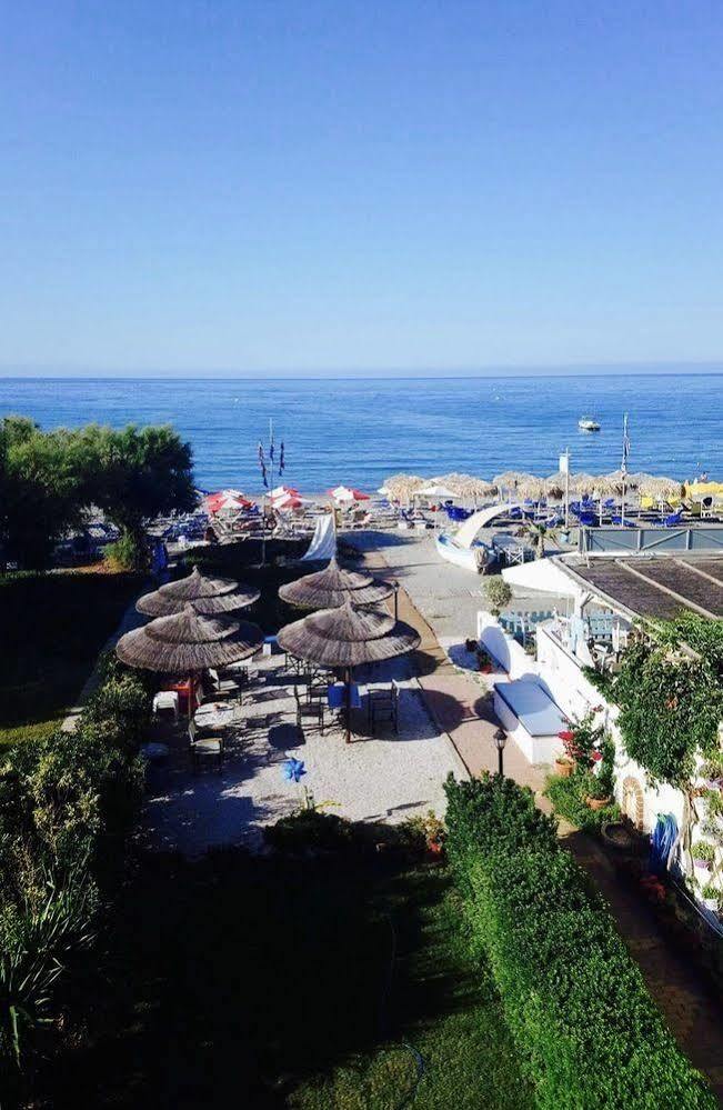 פלטניאס Katerina Seaside Studios מראה חיצוני תמונה